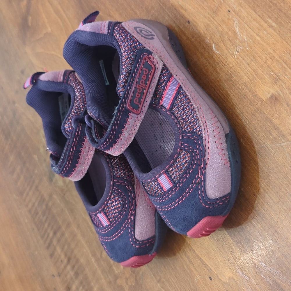 EUC Pediped Mary Janes- Toddler size 5